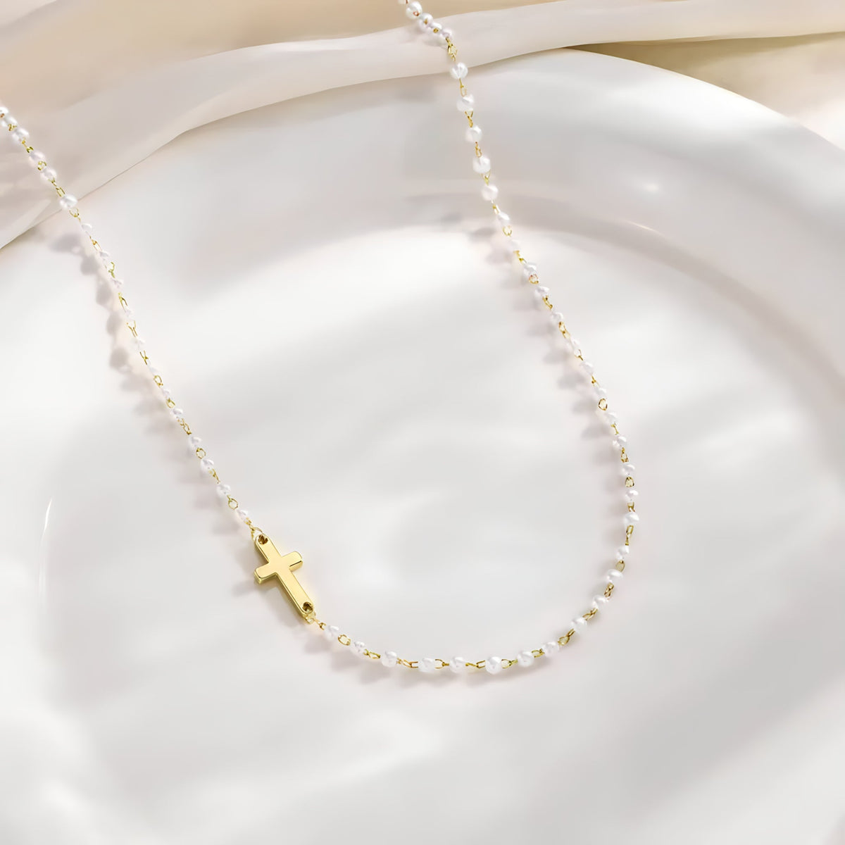 Collar Cruz de Perlas